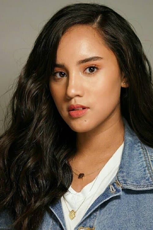 Julianne Gomez photo