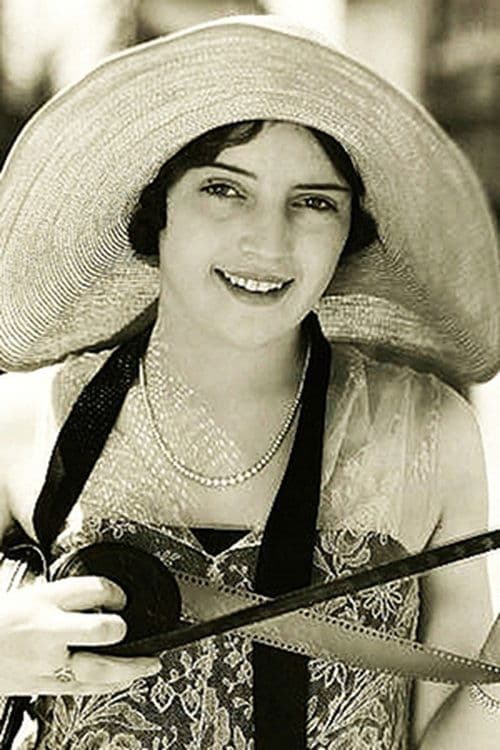 Julie Carter photo