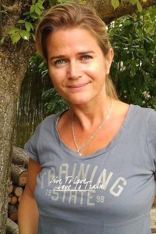 Julie Glenn photo