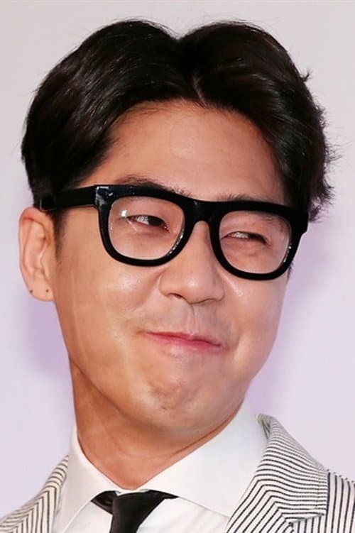 Jung Joon-il photo