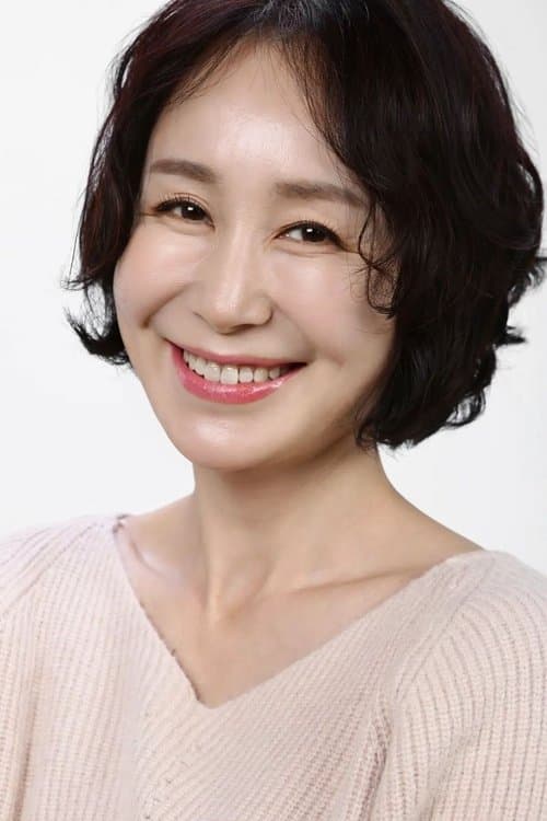 Jung Yoon-seo photo