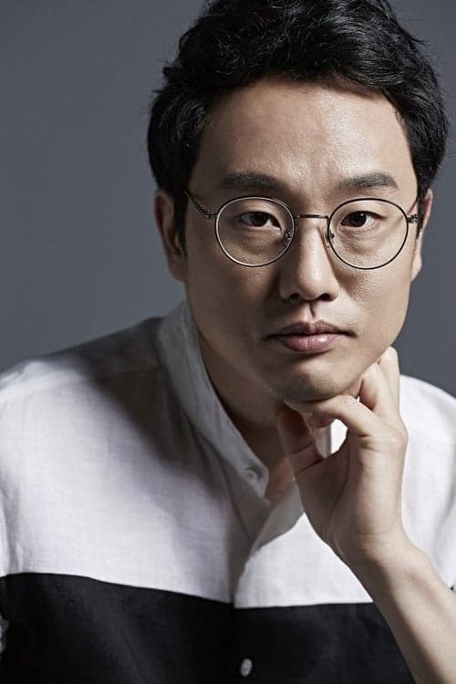 Jung Young-ki photo