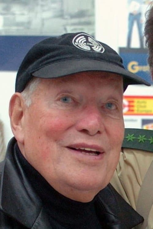 A portrait of Jürgen Roland