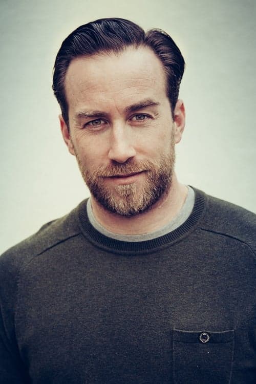 Justin Benson photo
