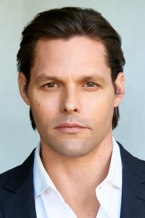 Justin Bruening photo