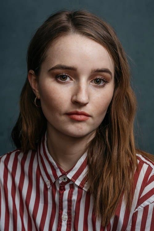 Kaitlyn Dever photo