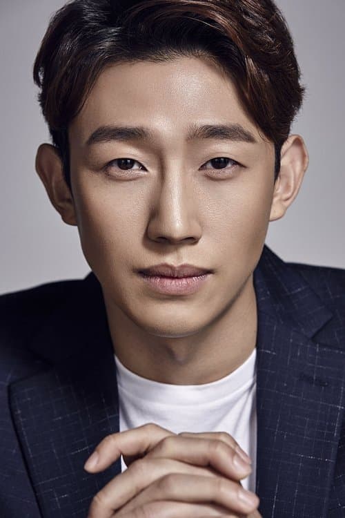 Kang Ki-young photo