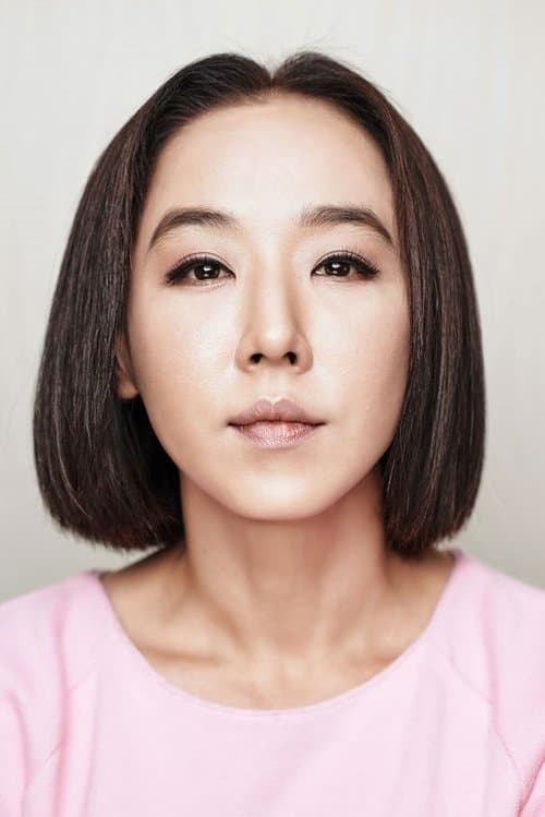 Kang Soo-youn photo