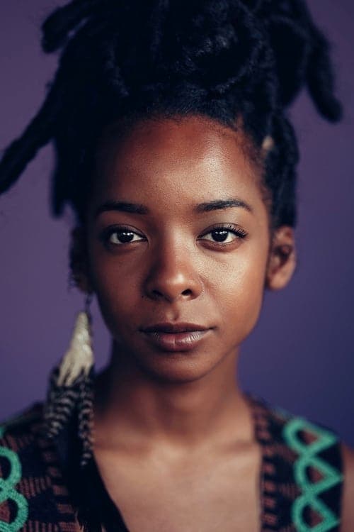Kara Young photo