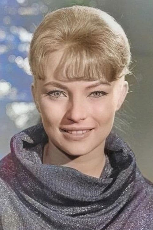 Karin Baal photo