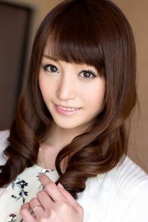 Karin Itsuki photo
