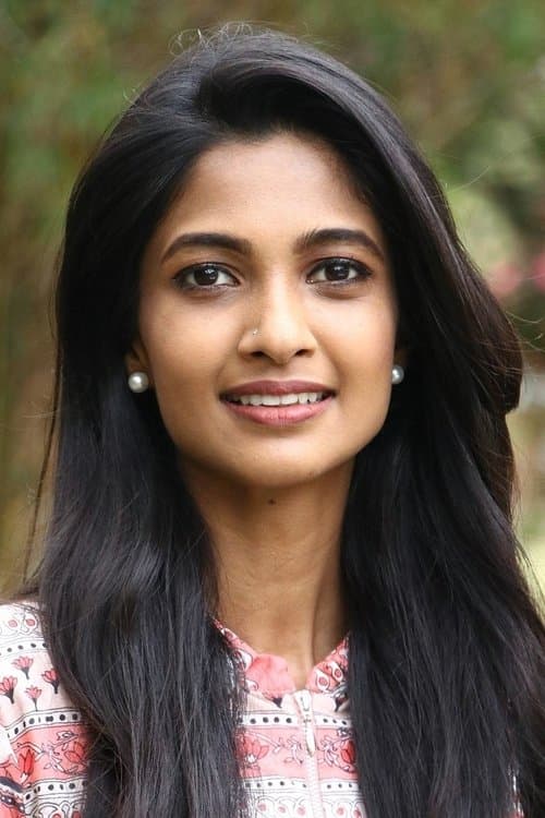 Keerthi Pandian photo