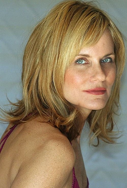 Kelly Ryan photo