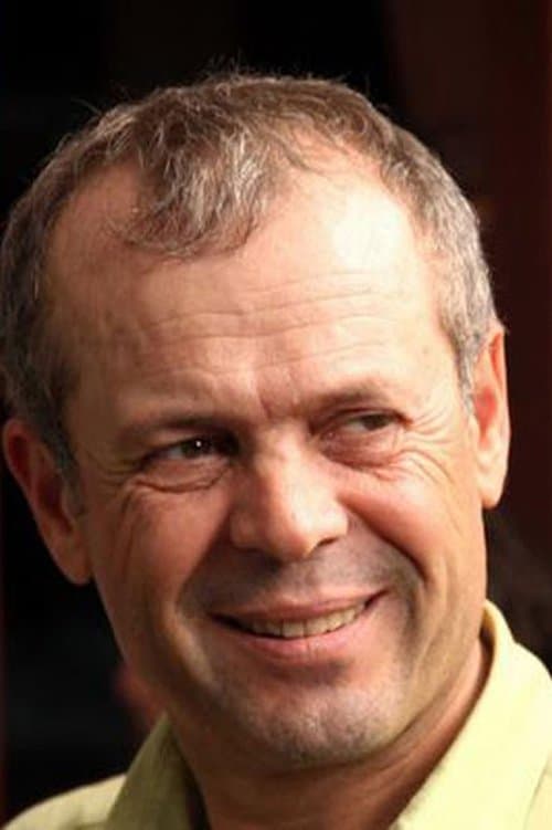 A portrait of Kemal Uzun
