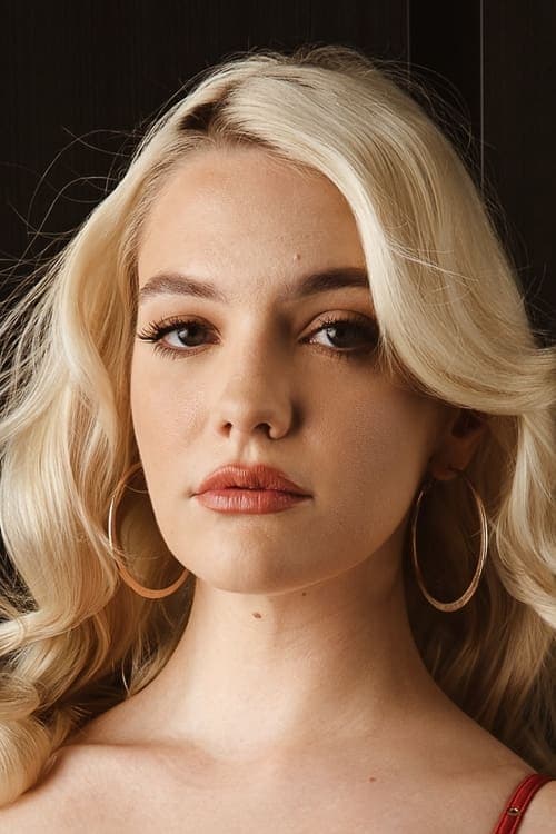 Kenna James photo