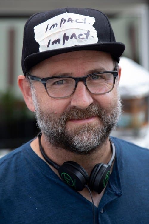 A portrait of Kenny Beaumont