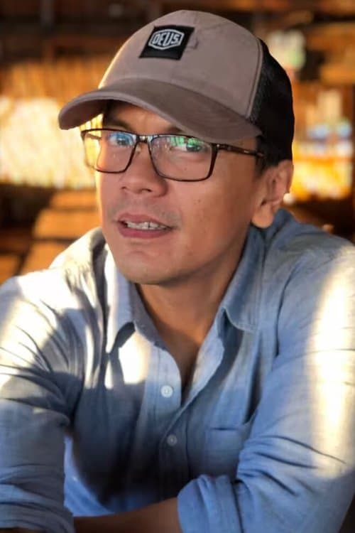 A portrait of Kerwin Go