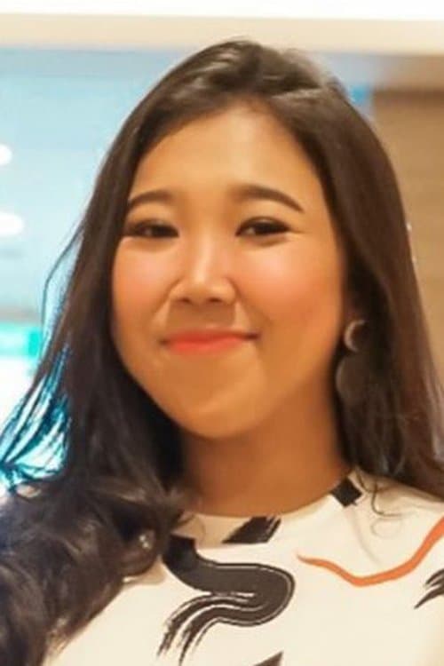Kiky Saputri photo
