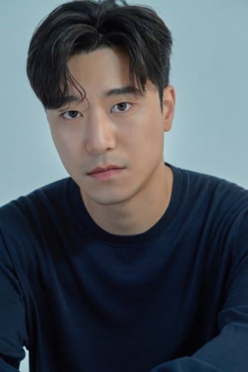 Kim Jeong-woo photo