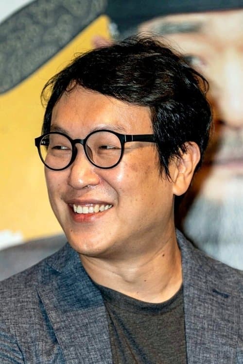 A portrait of Kim Joo-ho