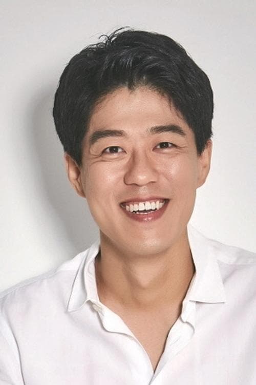 Kim Joong-ki photo