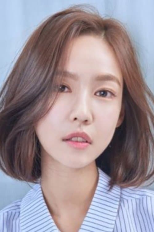 Kim Soo-yeon photo