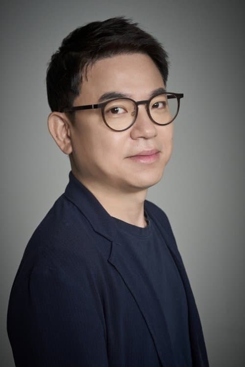 A portrait of Kim Su-hoon