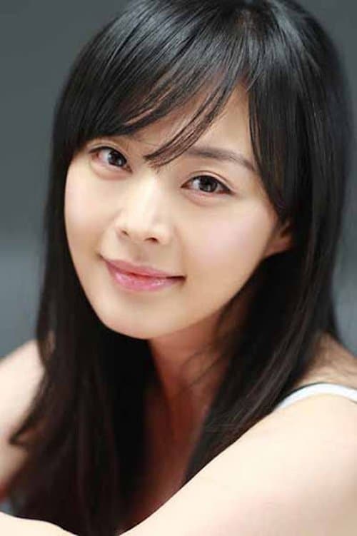 Kim Young-Ae photo