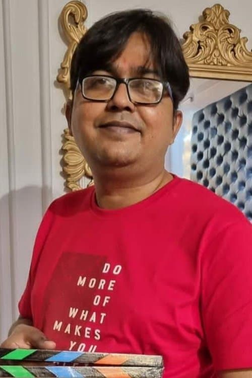 A portrait of Kingshuk Dey