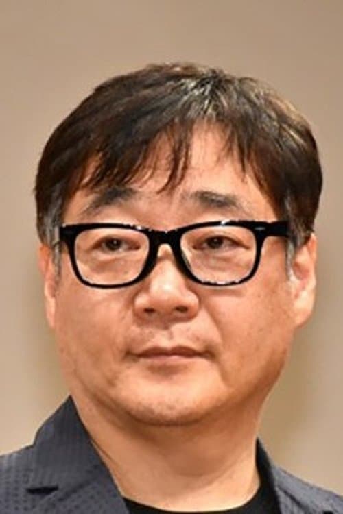 A portrait of Kosuke Suzuki