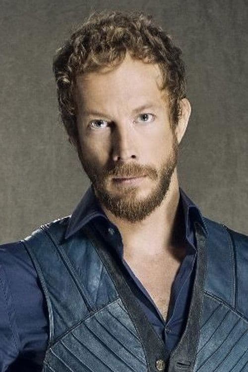 Kristen Holden-Ried photo