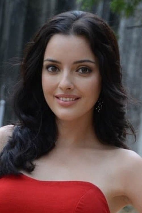 Kristina Akheeva photo