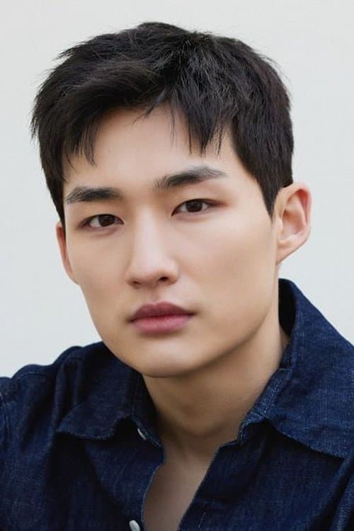 Kwon Ji-woo photo