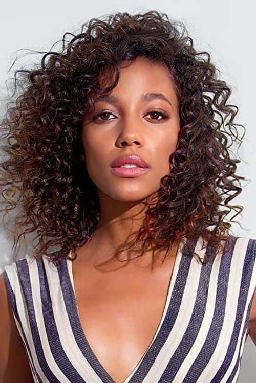 Kylie Bunbury photo