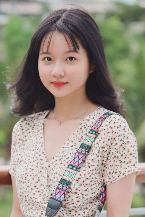 Lam Thanh My photo