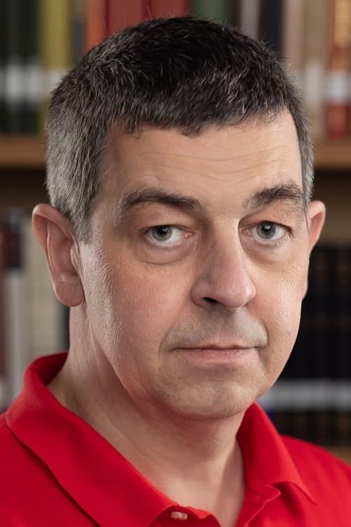 A portrait of Lars Hesselholdt