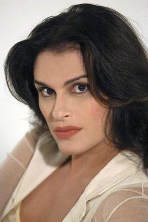 Laura Marinoni photo