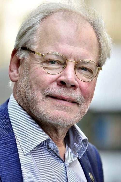 A portrait of Lauri Törhönen