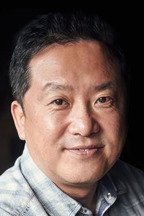 A portrait of Lee Han