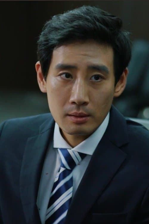 Lee Hyeon-seong photo