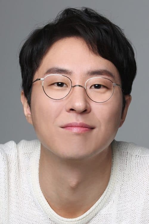 Lee Hyun-kyun photo