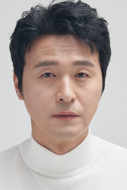 Lee Sung-jae photo