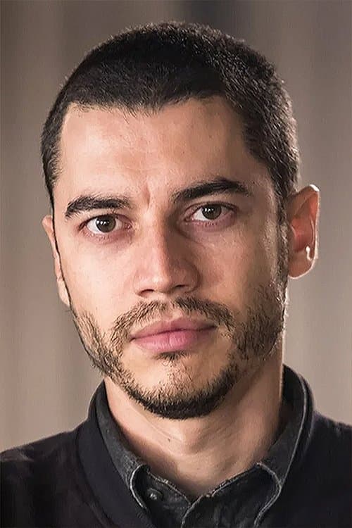 Lee Taylor photo