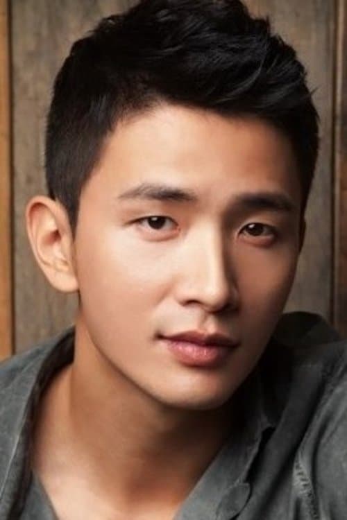 Lee Yong-joo photo