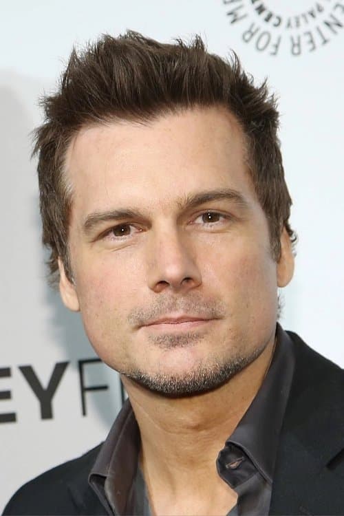 A portrait of Len Wiseman