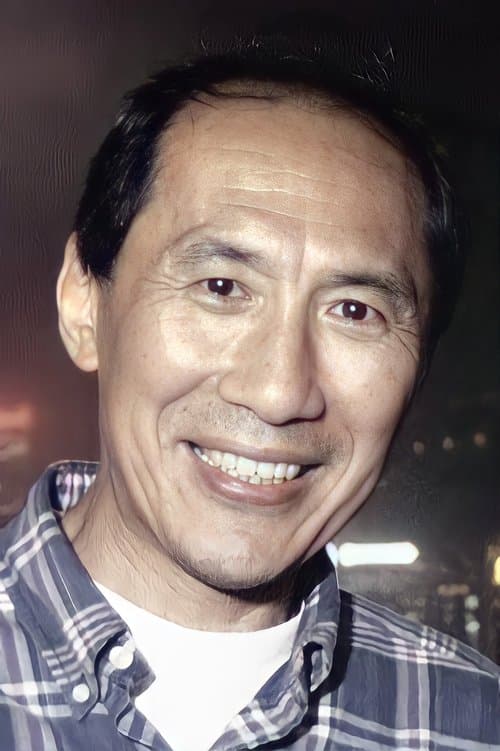 A portrait of Leong Po-Chih