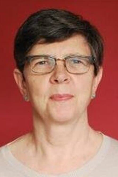 A portrait of Lesley Manning