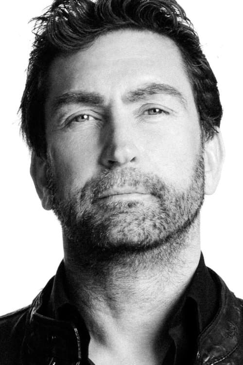 A portrait of Leslie Benzies