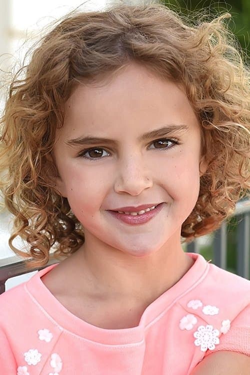 Lexy Kolker photo
