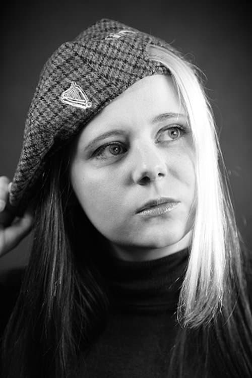 Lili Thorpe photo